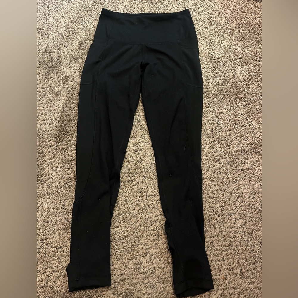 small yogalicious black leggings with mesh leg